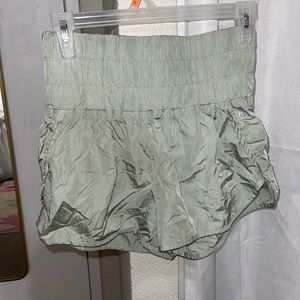 Green Free People The Way Home Shorts! Size Small